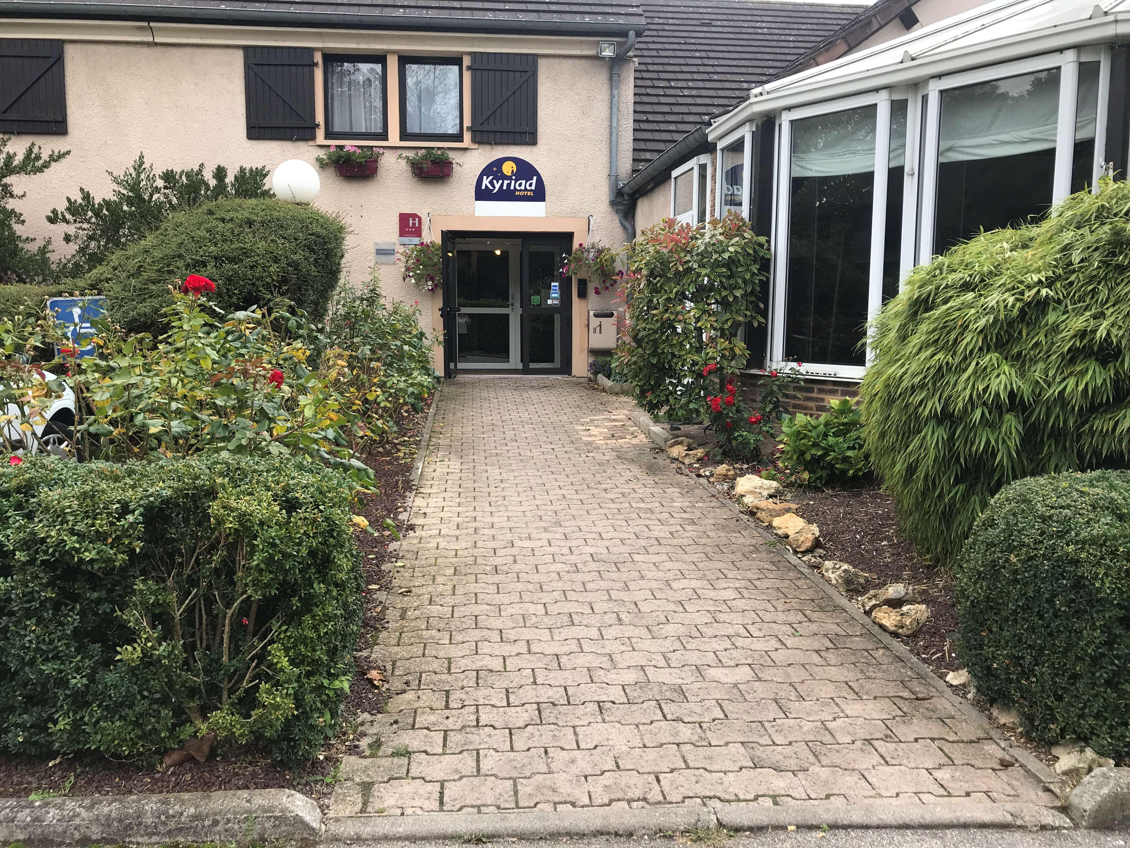 Kyriad Epernay Exterior photo