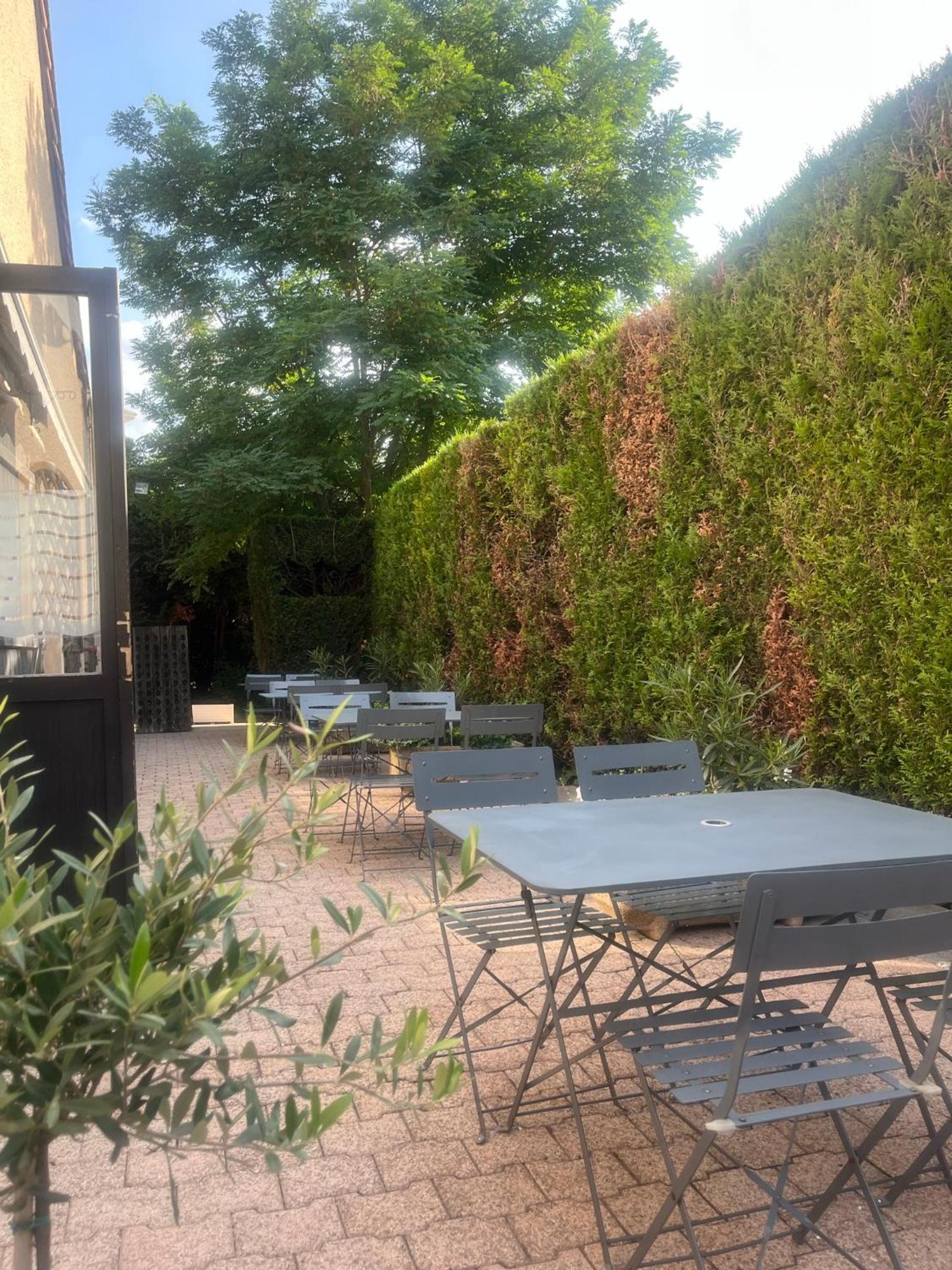 Kyriad Epernay Exterior photo